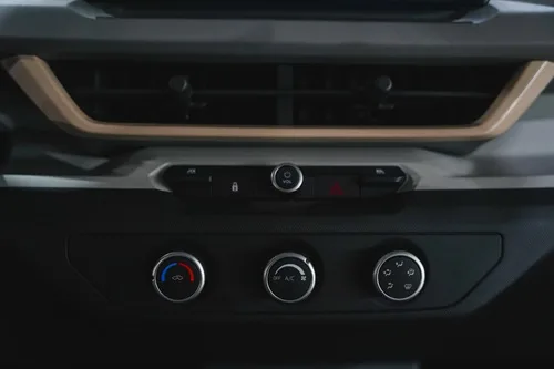 Cụm điều khiển điều hòa trực quan