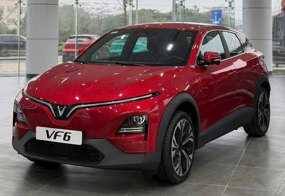 Đầu xe hiện đại, đầy cuốn hút