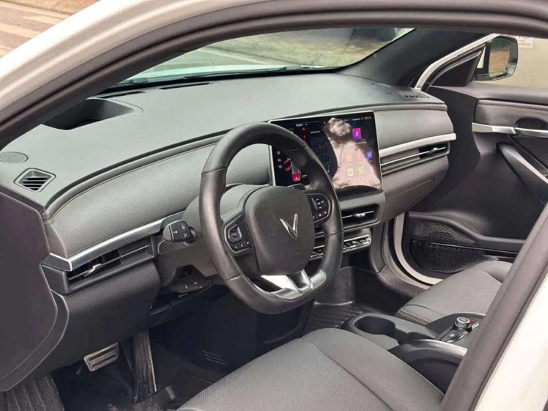 Vô lăng đa chức năng hiện đại